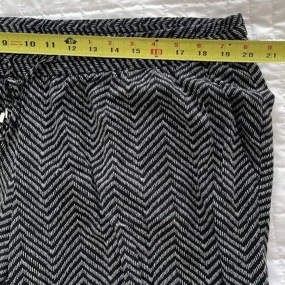 Old Navy Black Soft Pants Boho Print Ankle Cropped Lounge Bottoms Womens Size XL - Picture 10 of 11